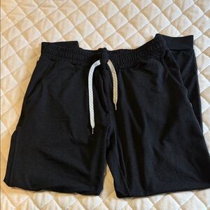 Vuori joggers Black Jogger Pants Small short